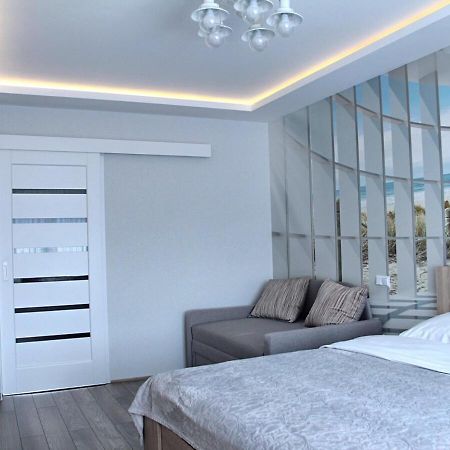Apartment Next To Airport บอริสปิล ภายนอก รูปภาพ